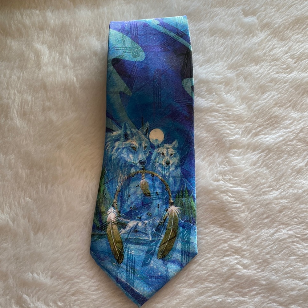Jody Bergsma Collection Tie/ wolf with Dreamcatcher